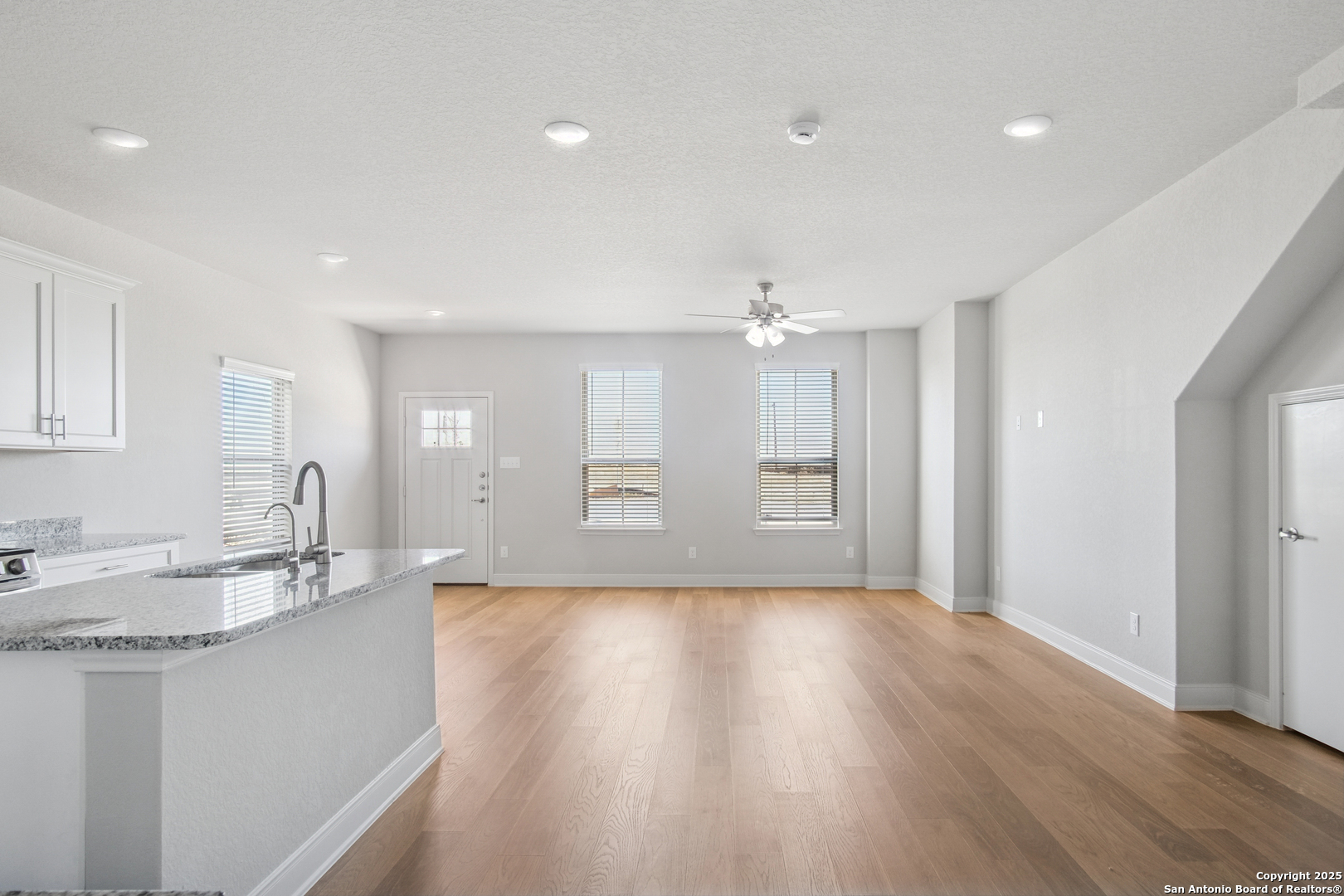 7137 Magnolia Creek San Antonio TX 78252