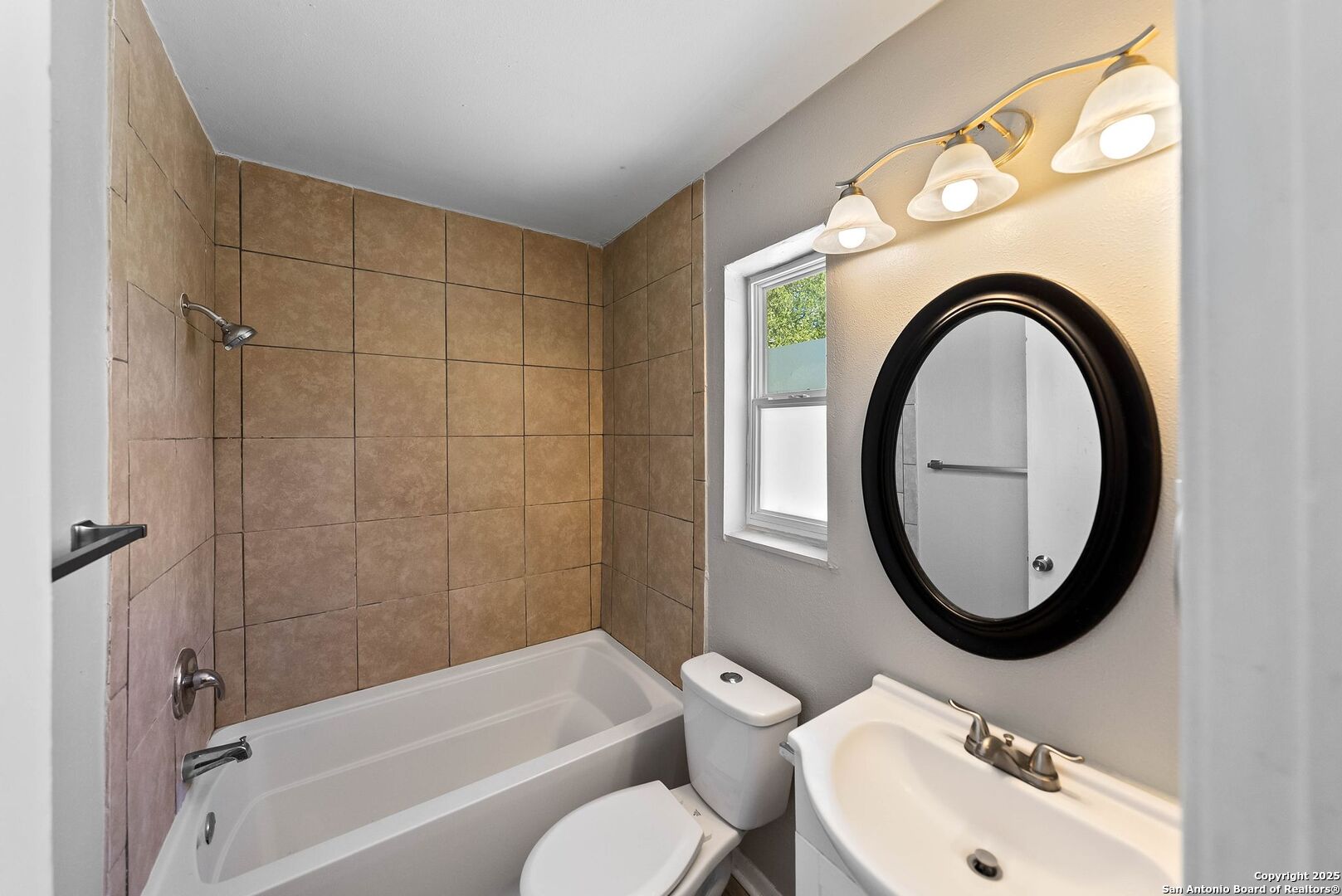 241 Deerwood Drive San Antonio TX 78209