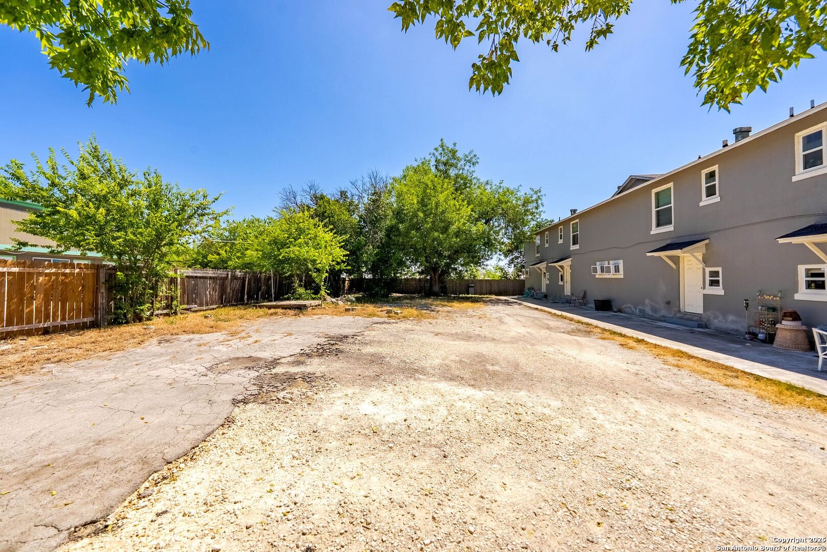 241 Deerwood Drive San Antonio TX 78209