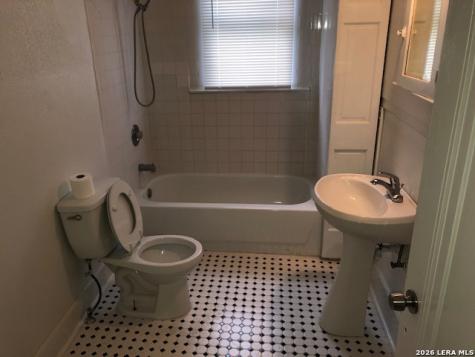 520 Paschal San Antonio TX 78212