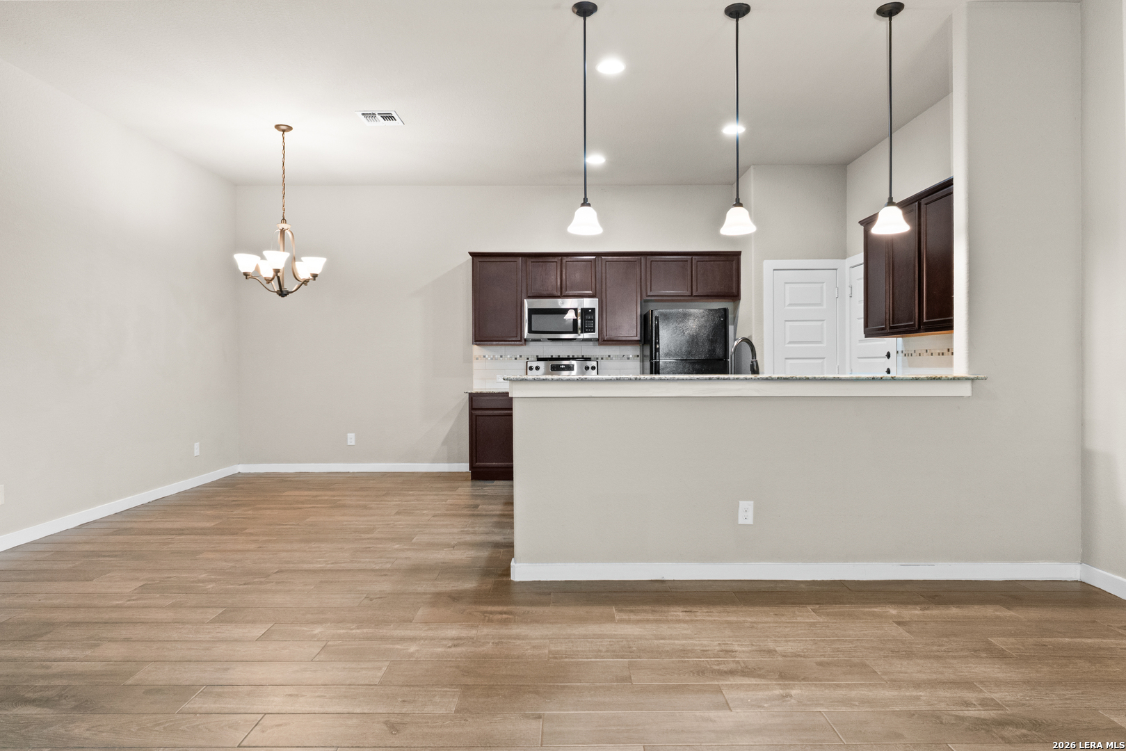 2213-2215 Avery Village New Braunfels TX 78130
