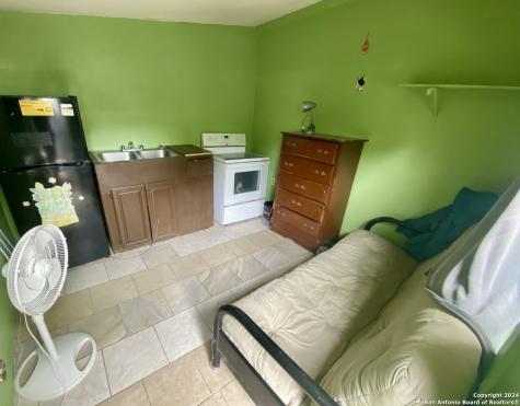 3015 S Flores Street San Antonio TX 78204