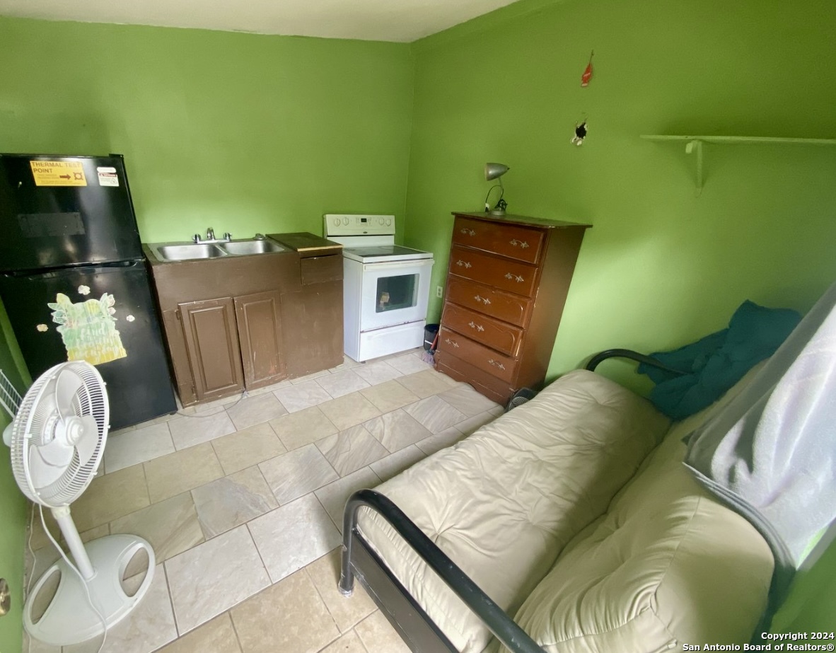 3015 S Flores Street San Antonio TX 78204