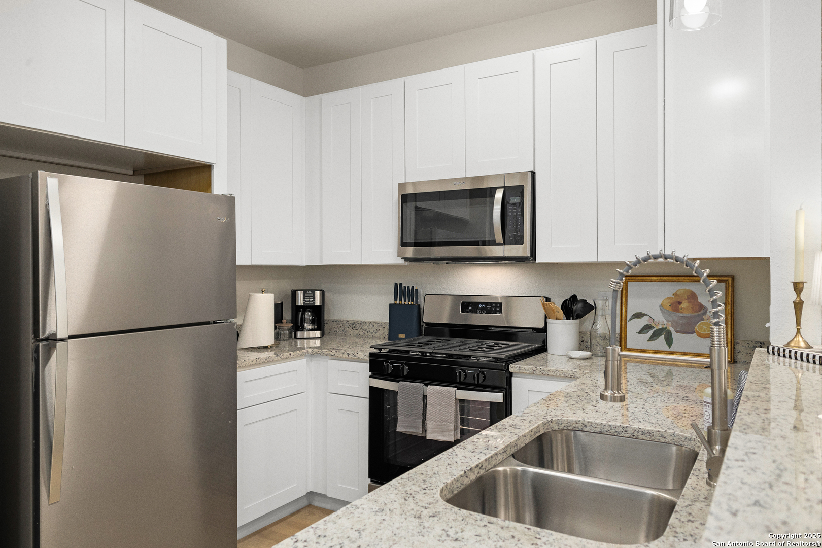 214 Bonnie Bend San Antonio TX 78253