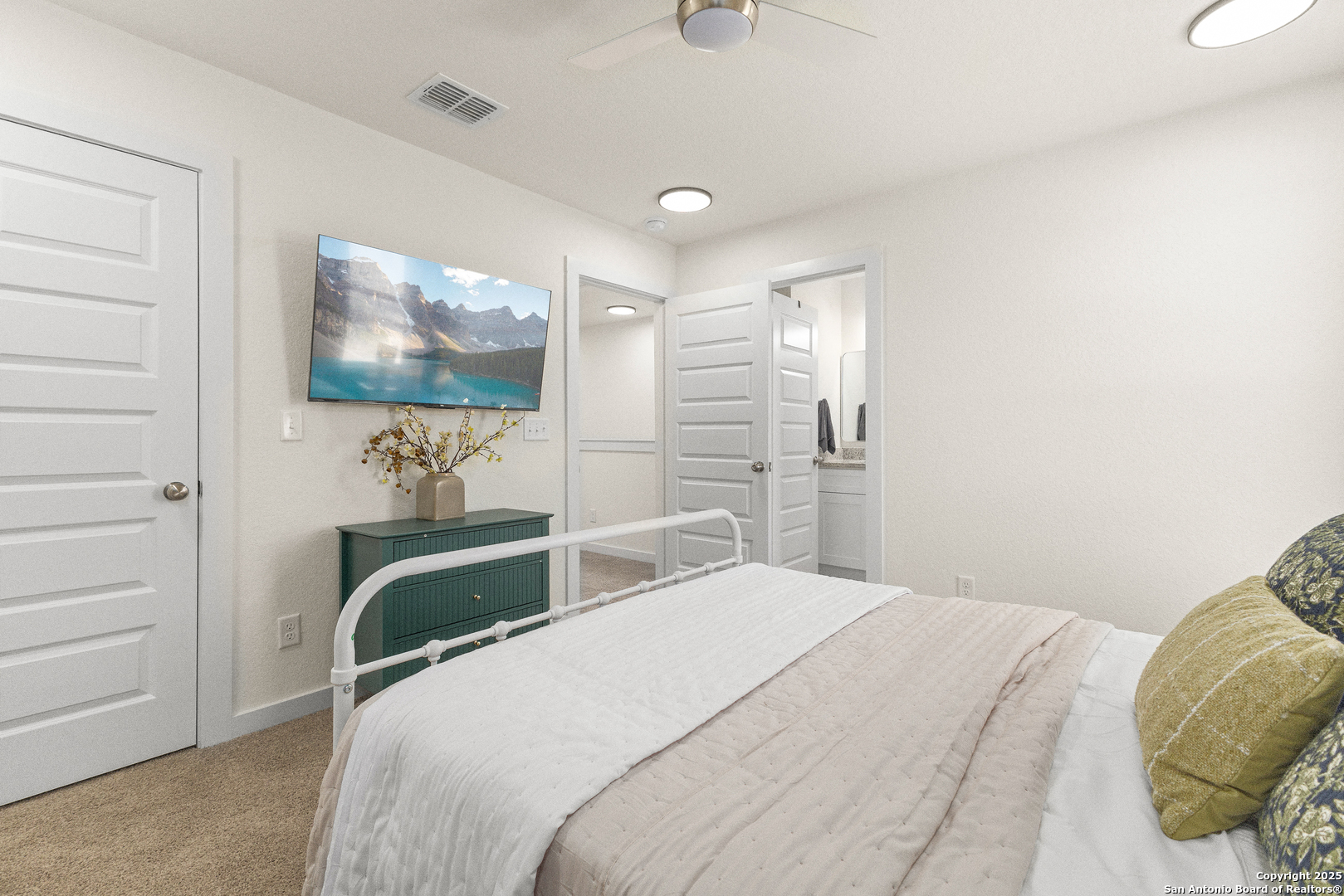214 Bonnie Bend San Antonio TX 78253