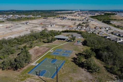 214 Bonnie Bend San Antonio TX 78253