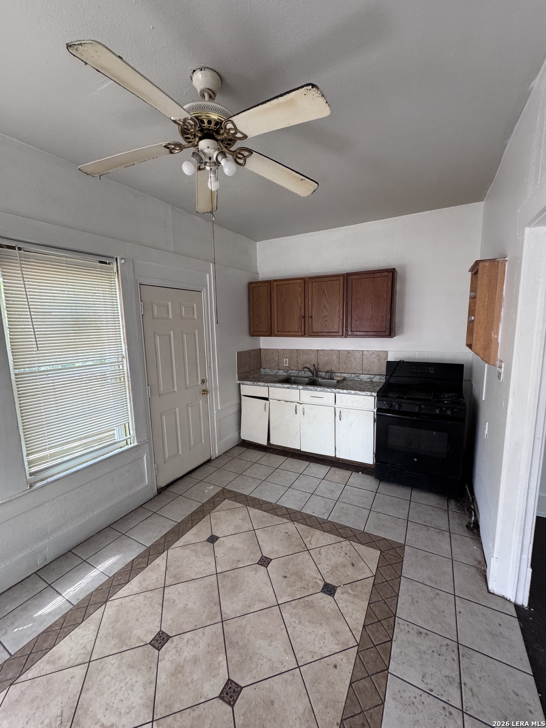 216 Avondale Avenue San Antonio TX 78223