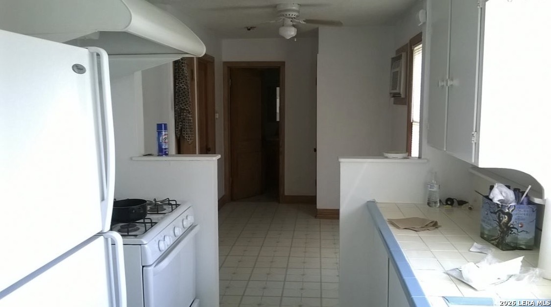 618 S 6th Street Kenedy TX 78119
