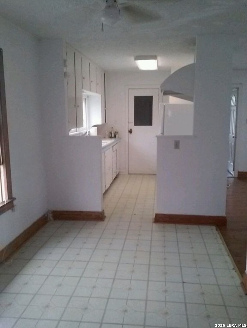 618 S 6th Street Kenedy TX 78119