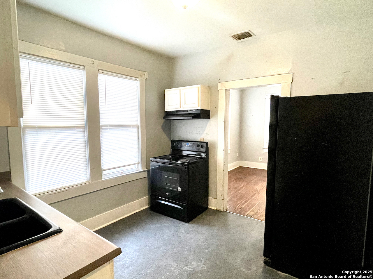 4810 John Victor San Antonio TX 78220