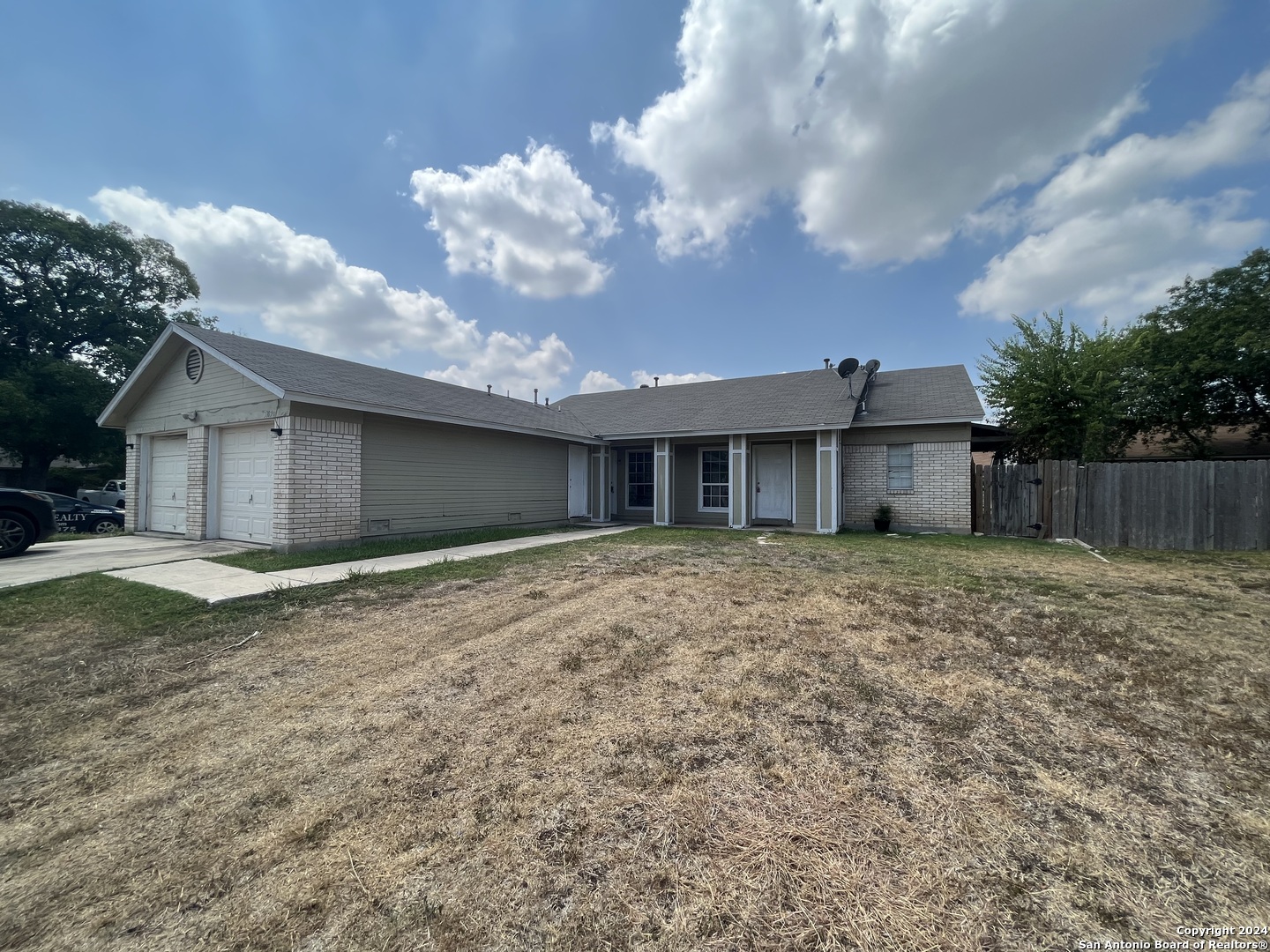 5103-5105 Meadow Cove San Antonio TX 78250