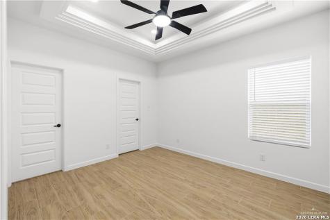 1209 S Waterfall Avenue Edinburg TX 78539