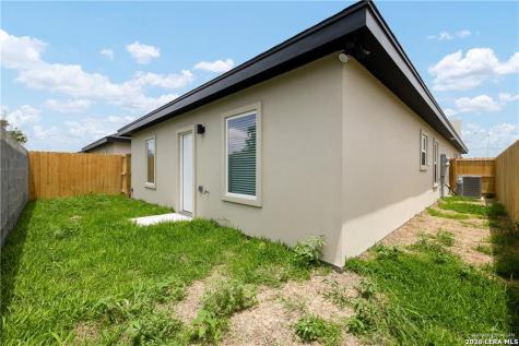 1209 S Waterfall Avenue Edinburg TX 78539