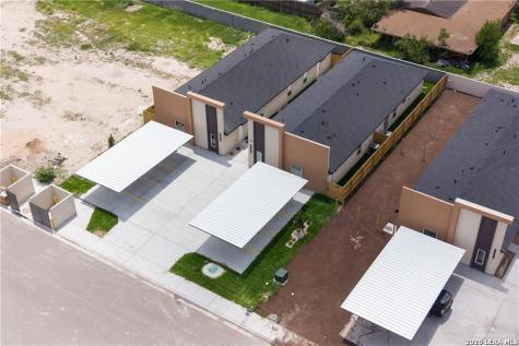 1209 S Waterfall Avenue Edinburg TX 78539