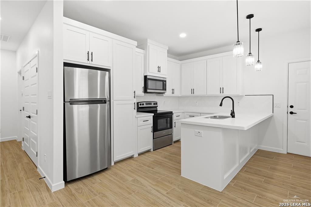 1209 S Waterfall Avenue Edinburg TX 78539