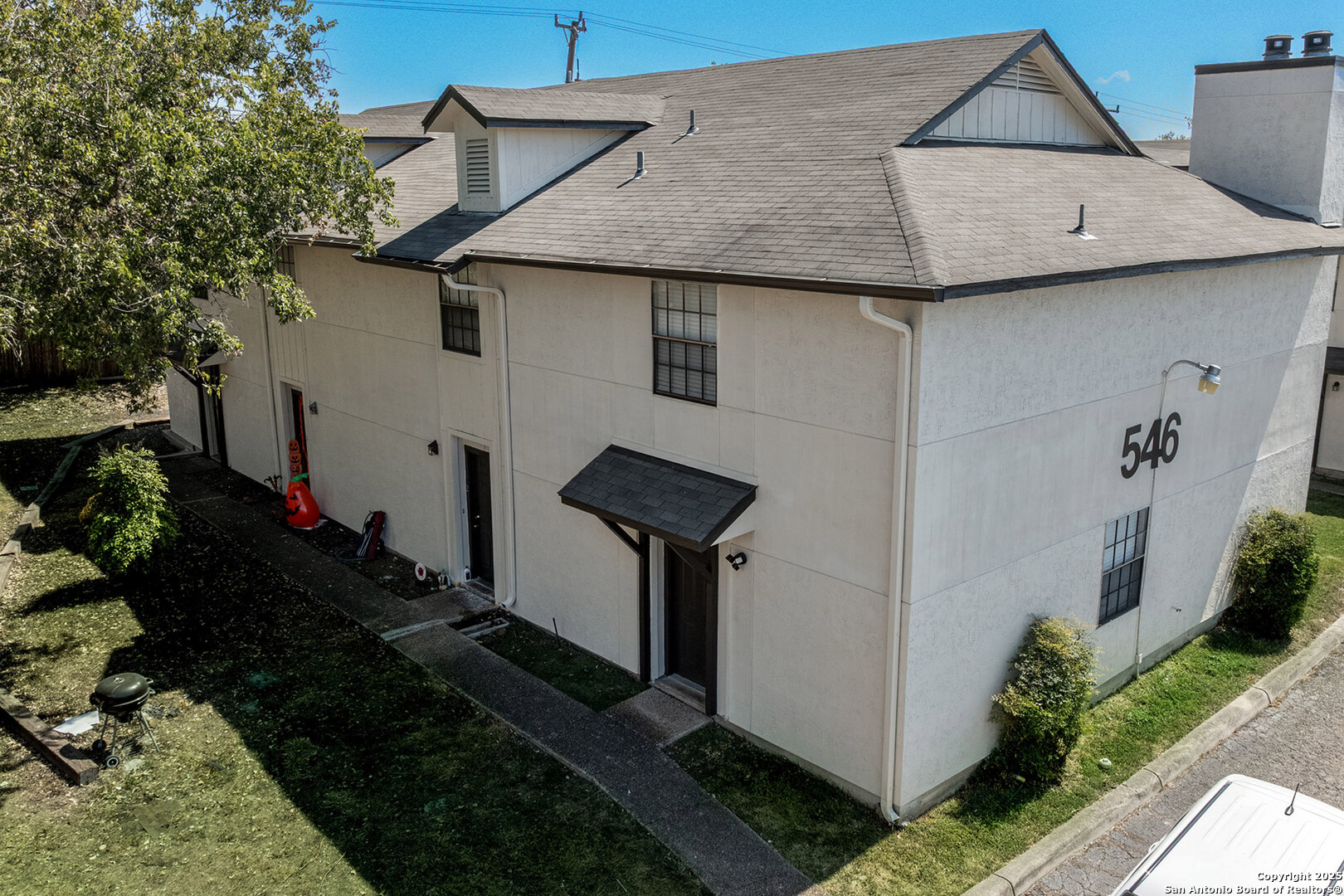 546 Dukeway Universal City TX 78148