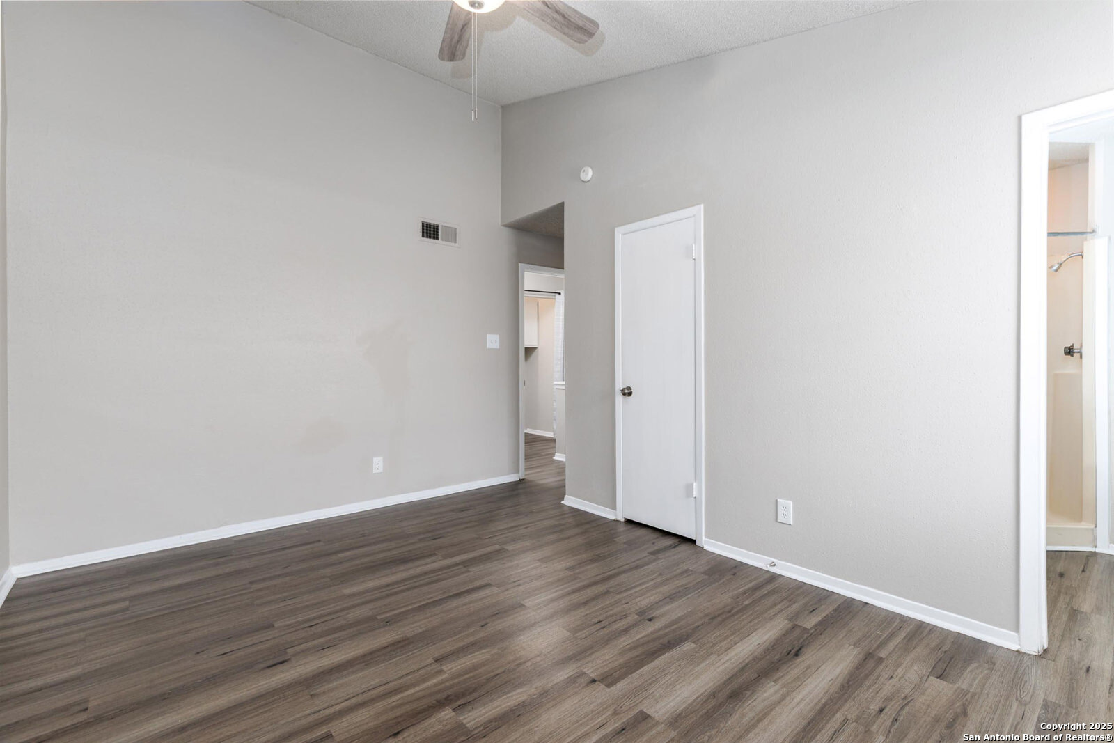 546 Dukeway Universal City TX 78148