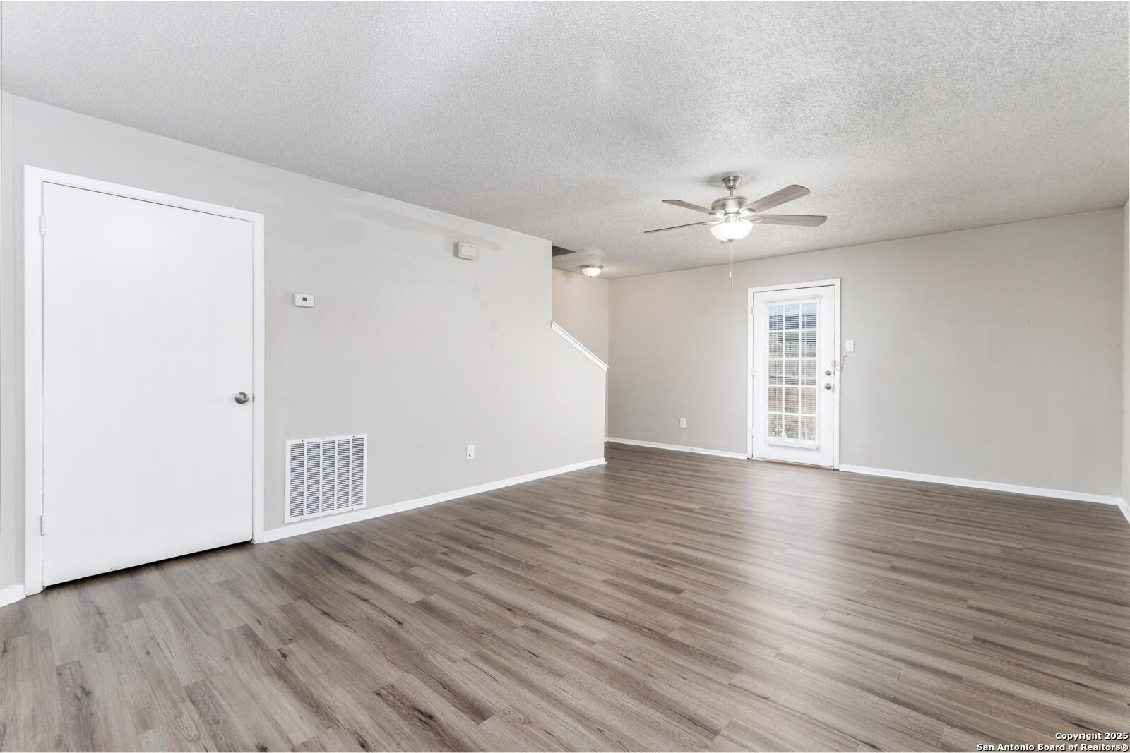 546 Dukeway Universal City TX 78148