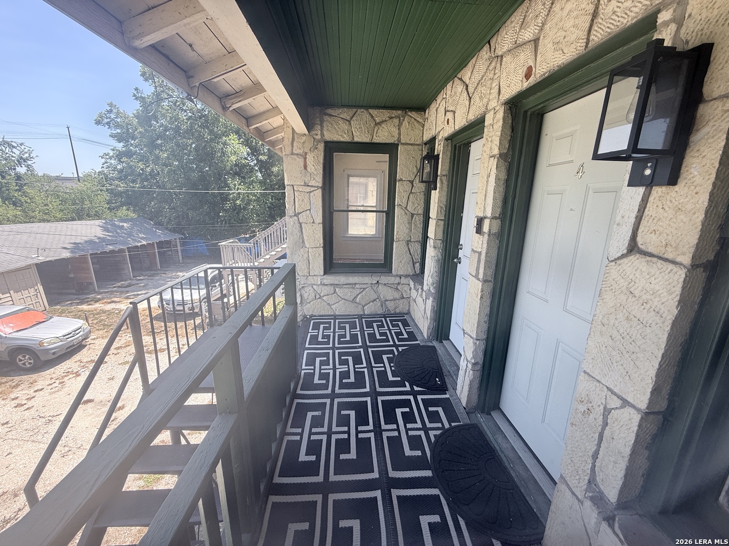 1407 W Woodlawn Avenue San Antonio TX 78201