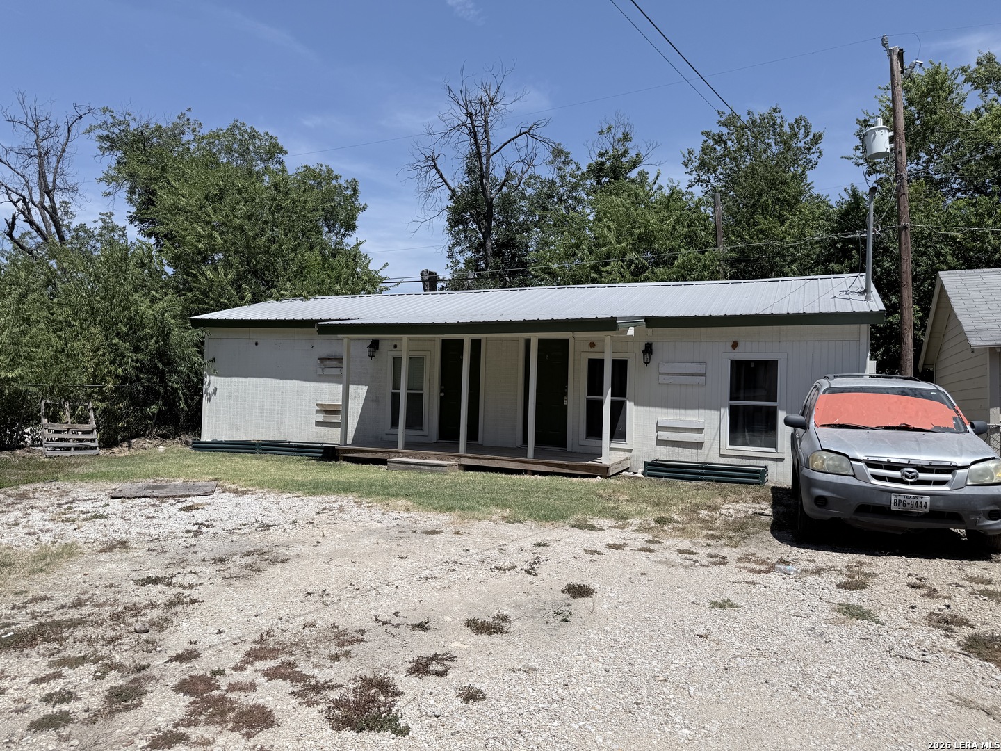 1407 W Woodlawn Avenue San Antonio TX 78201