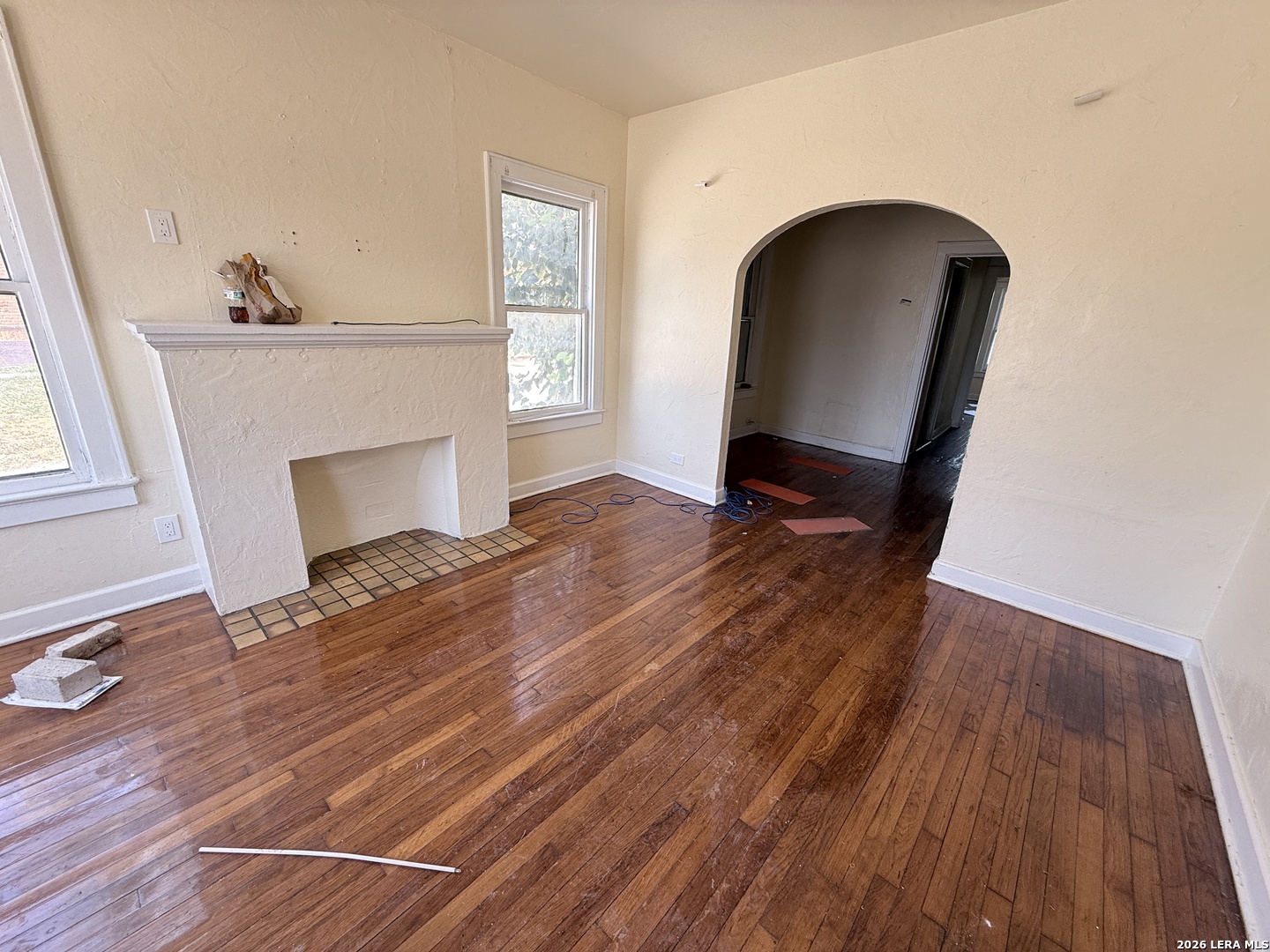 1407 W Woodlawn Avenue San Antonio TX 78201