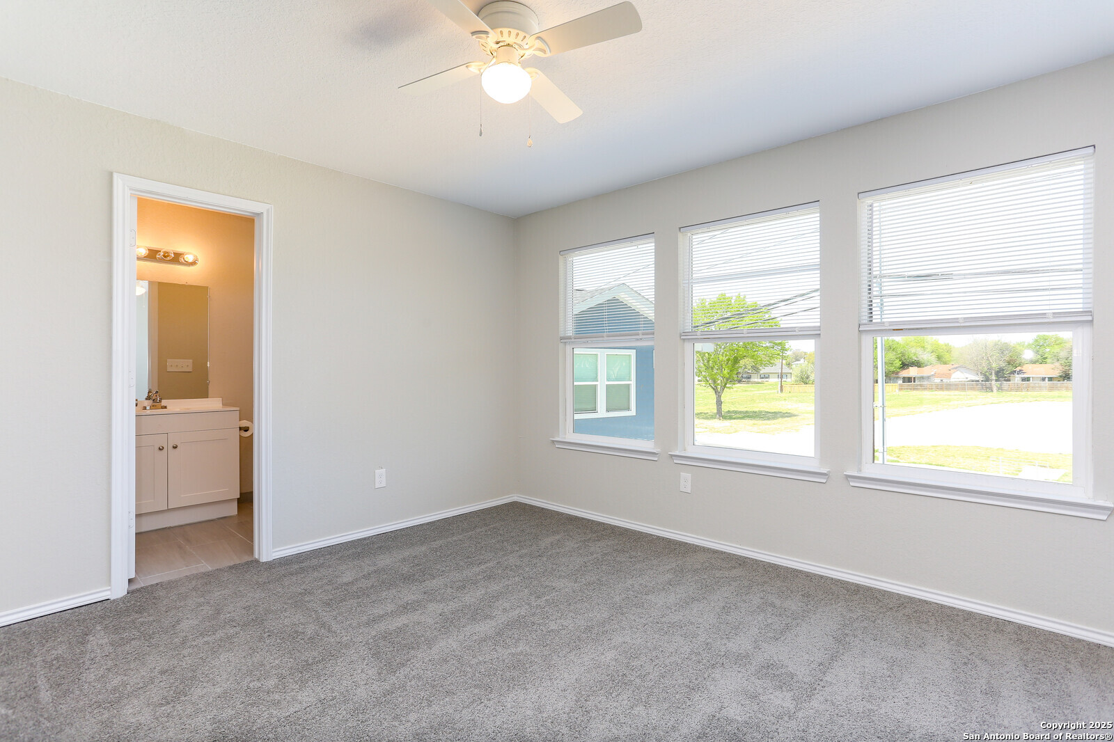 6922 Crestway Road San Antonio TX 78239