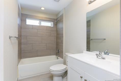 6922 Crestway Road San Antonio TX 78239