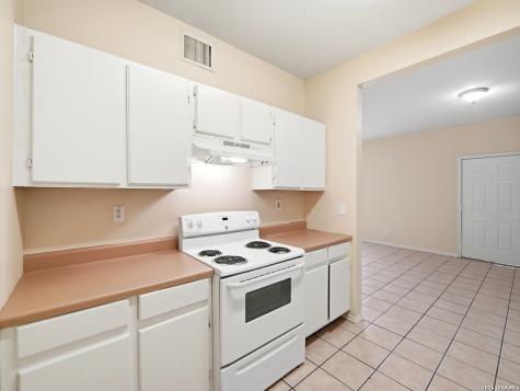 7642-7448 Windsor Oaks San Antonio TX 78239