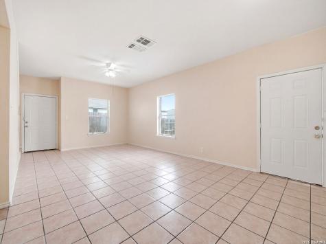 7642-7448 Windsor Oaks San Antonio TX 78239