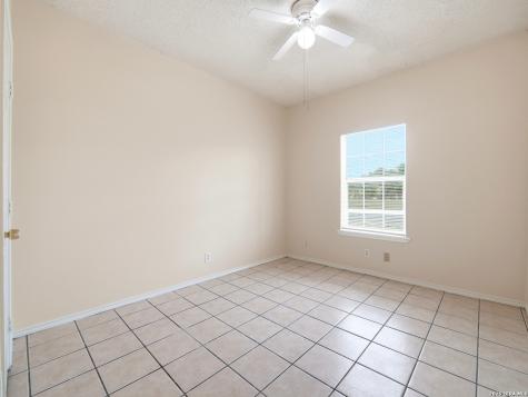 7642-7448 Windsor Oaks San Antonio TX 78239