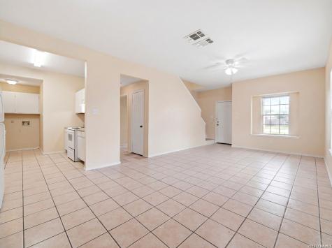 7642-7448 Windsor Oaks San Antonio TX 78239