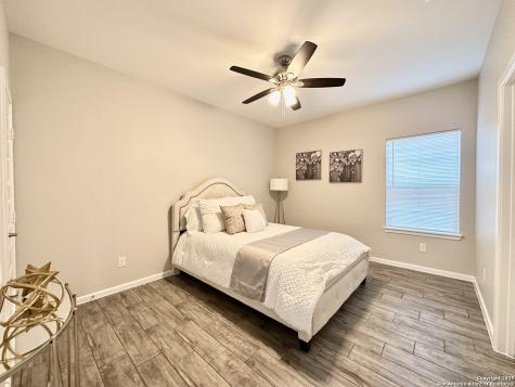 1505 Shavano Drive Edinburg TX 78541