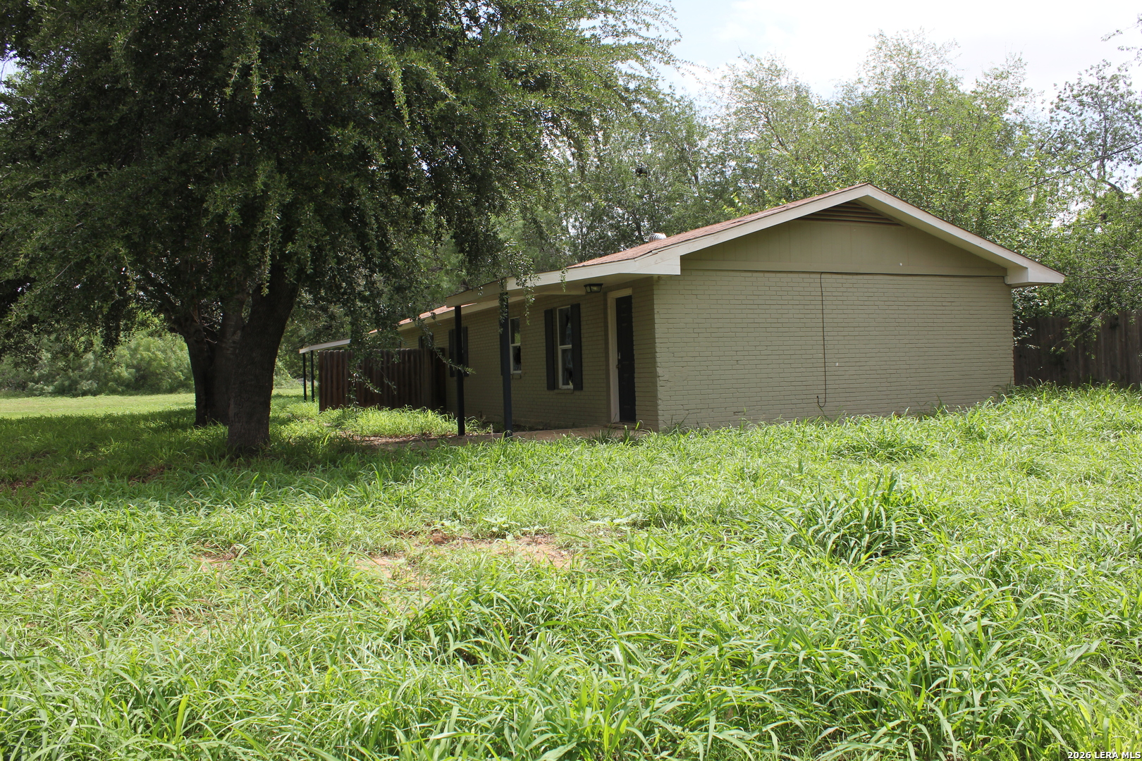 723 W Brazos Street Pearsall TX 78061