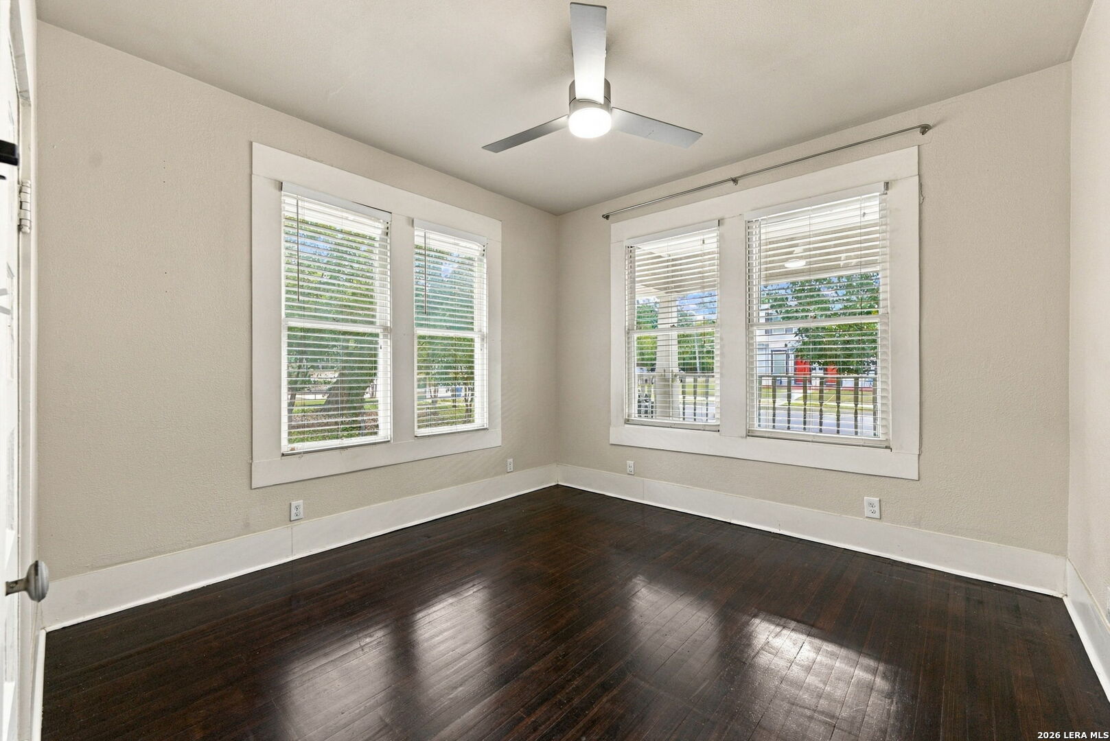 211 Eleanor San Antonio TX 78209