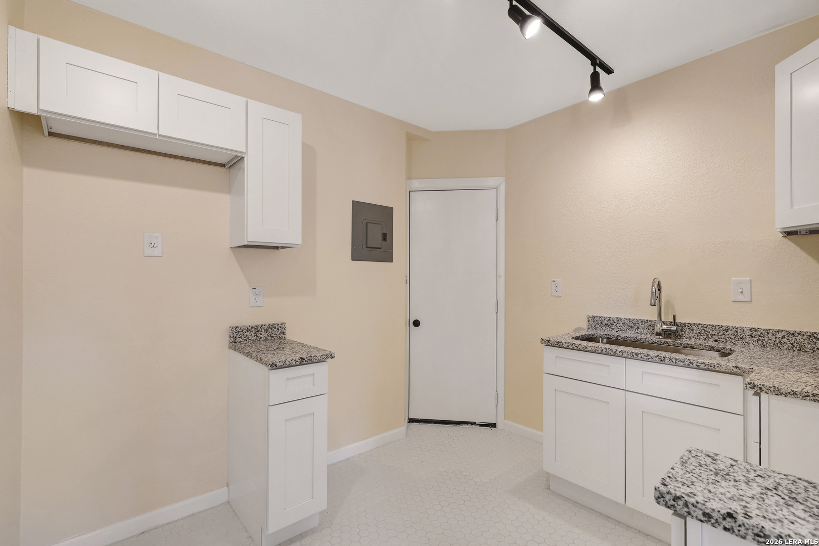 834 W Russell Place San Antonio TX 78212