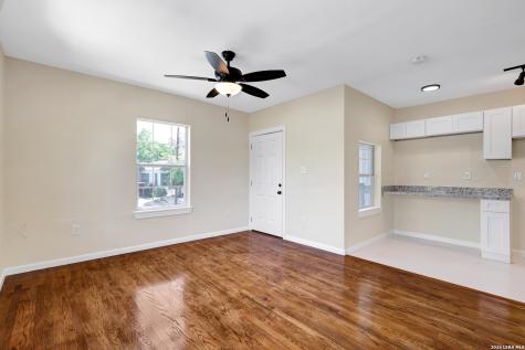 834 W Russell Place San Antonio TX 78212