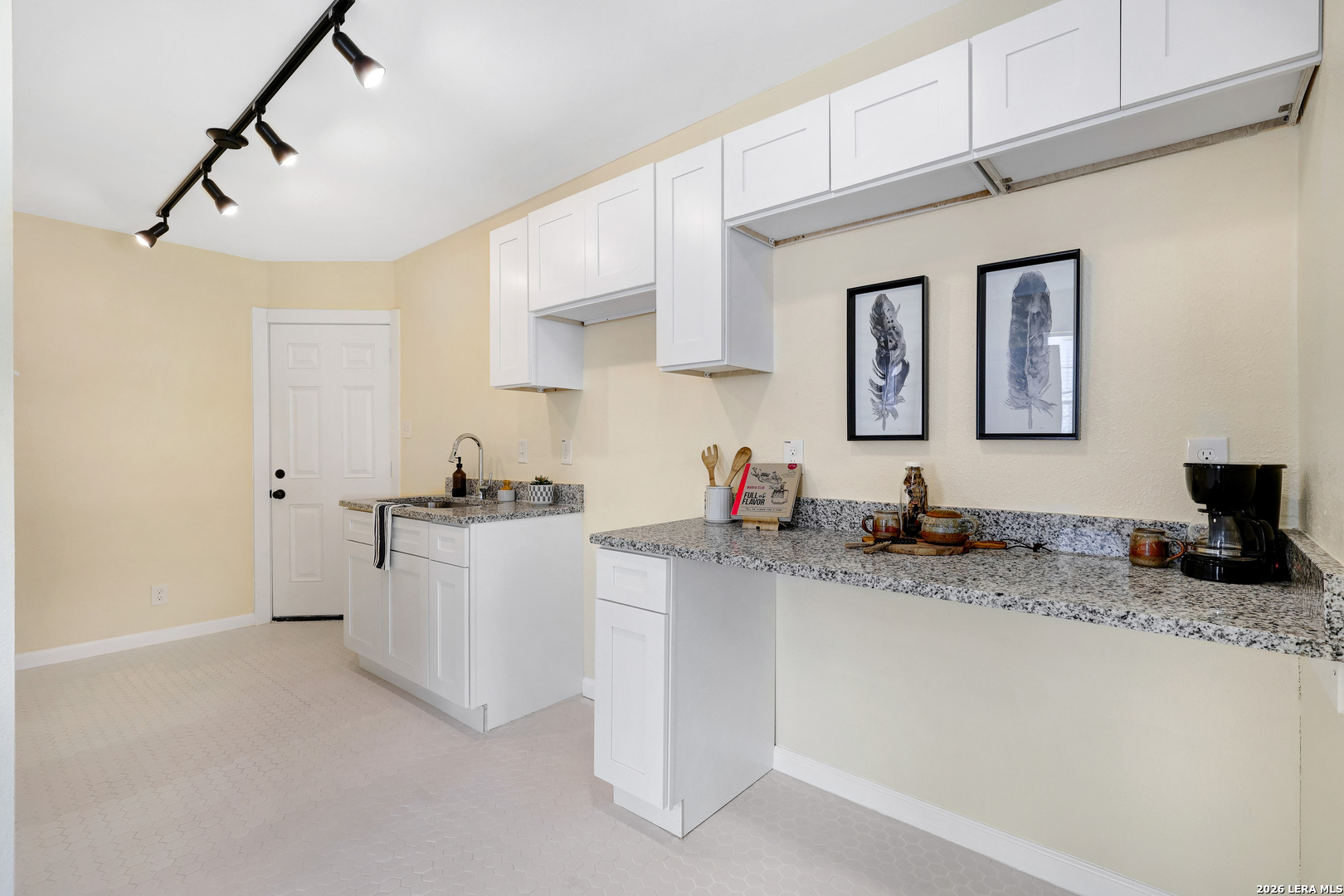 834 W Russell Place San Antonio TX 78212