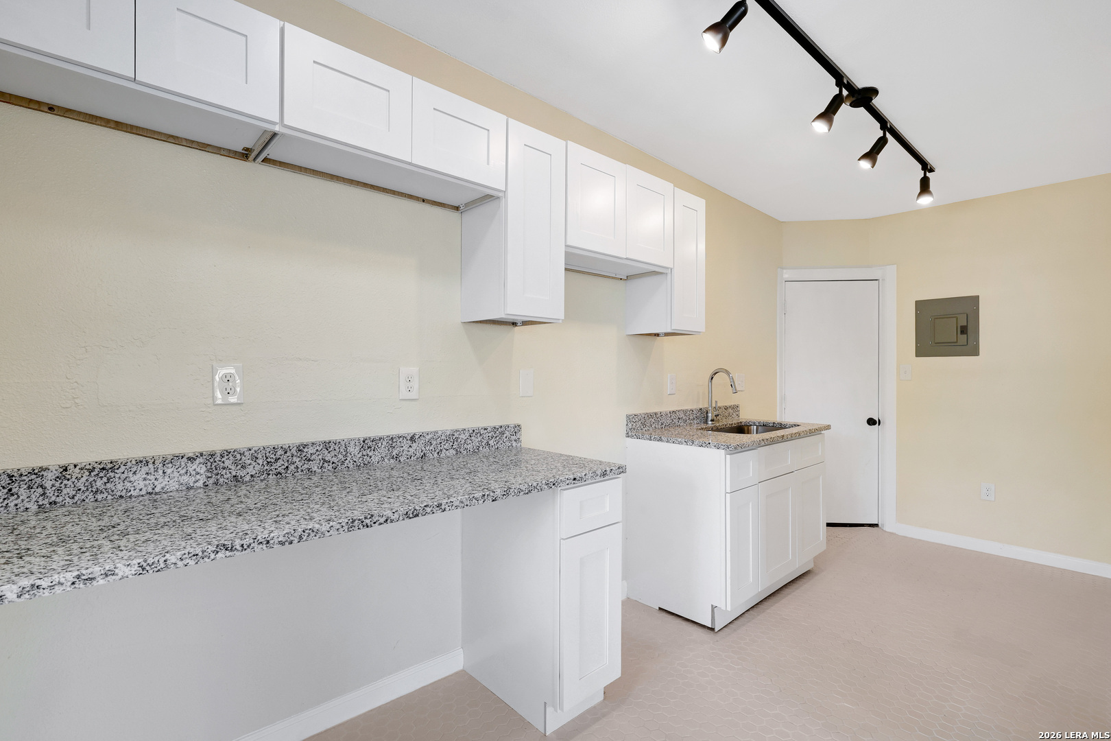 834 W Russell Place San Antonio TX 78212
