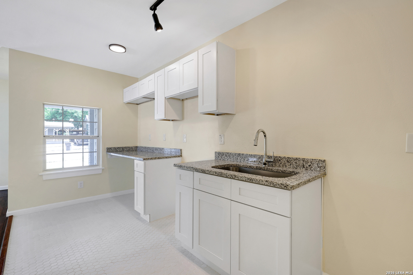834 W Russell Place San Antonio TX 78212