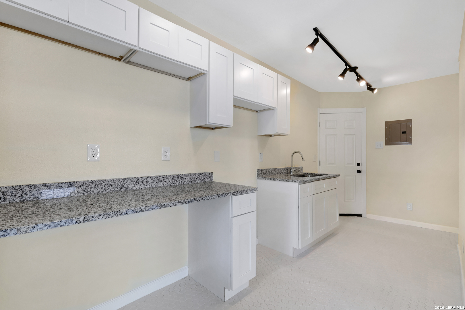 834 W Russell Place San Antonio TX 78212