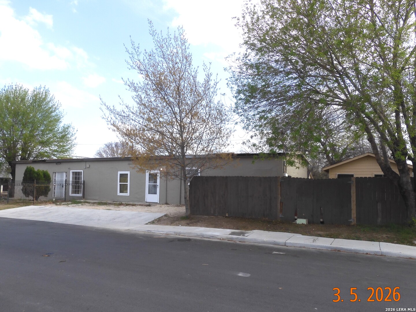 501 SW 34th San Antonio TX 78237