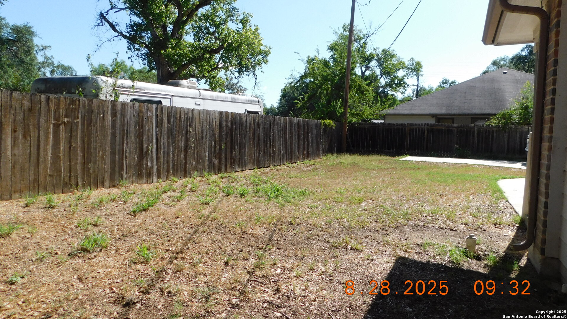 1411 Martin Pleasanton TX 78064