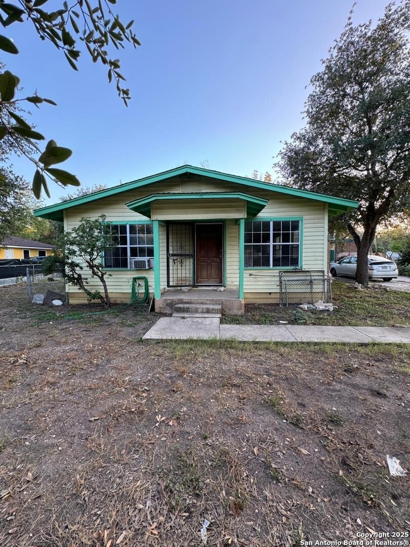 134 Cheyenne San Antonio TX 78207
