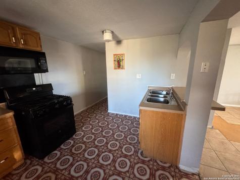 134 Cheyenne San Antonio TX 78207