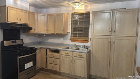 134 Cheyenne San Antonio TX 78207