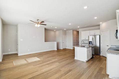 7224 Magnolia Creek San Antonio TX 78252