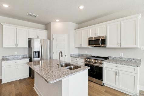 7224 Magnolia Creek San Antonio TX 78252