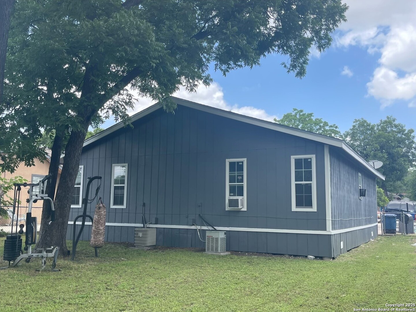 1636 Santa Anna San Antonio TX 78201