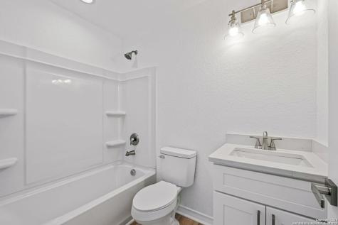 1303 Essex Street 201, 202 San Antonio TX 78210