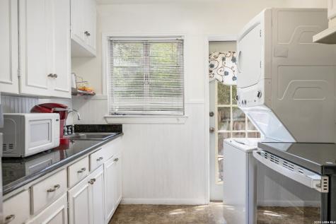 111 Grandview Place Alamo Heights TX 78209